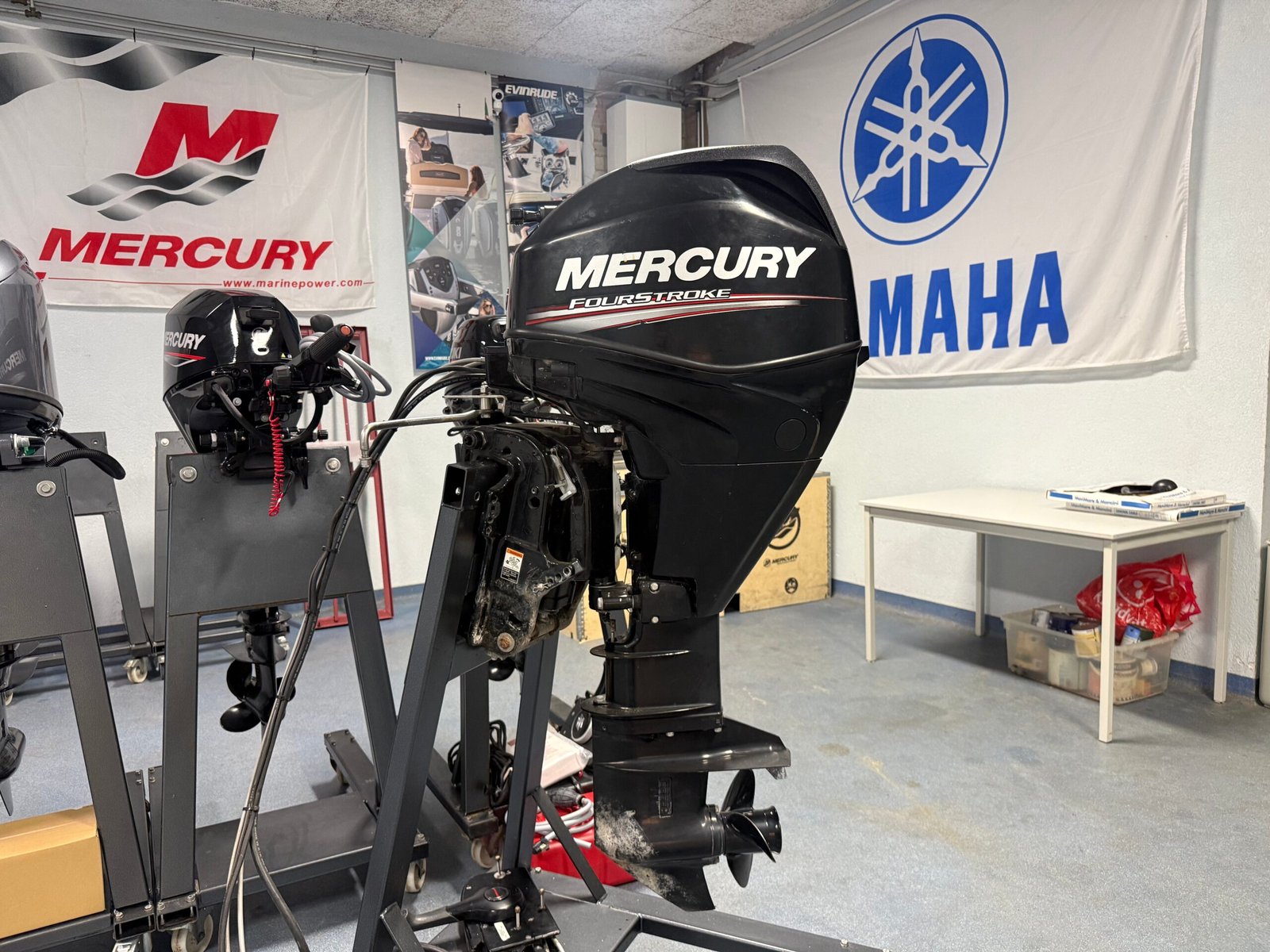 Mercury F30EL GA 30hp EFI 4-Stroke Electric Start Remote Control Outboard Motor