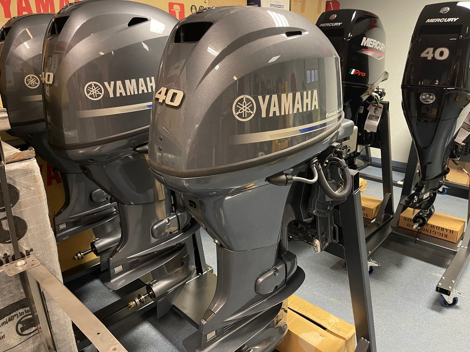 Yamaha F40 FETL 40 HP Long Shaft Outboard Motor with Remote Control