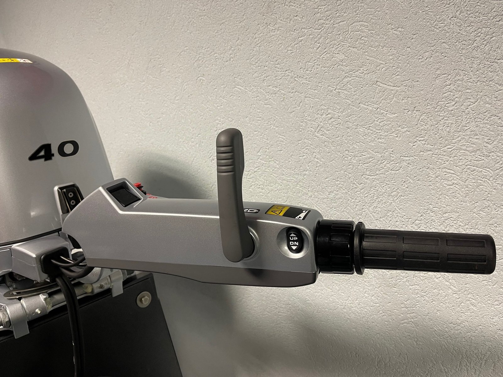 Honda BF40 LRTZ 40 HP Longshaft Outboard Motor with Tiller Handle