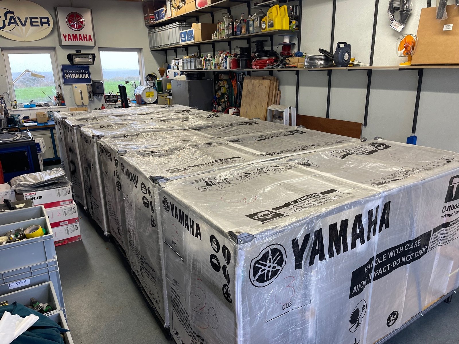 Yamaha F300 NSB 300HP Extra Long Shaft Outboard Motor with Steer-By-Wire