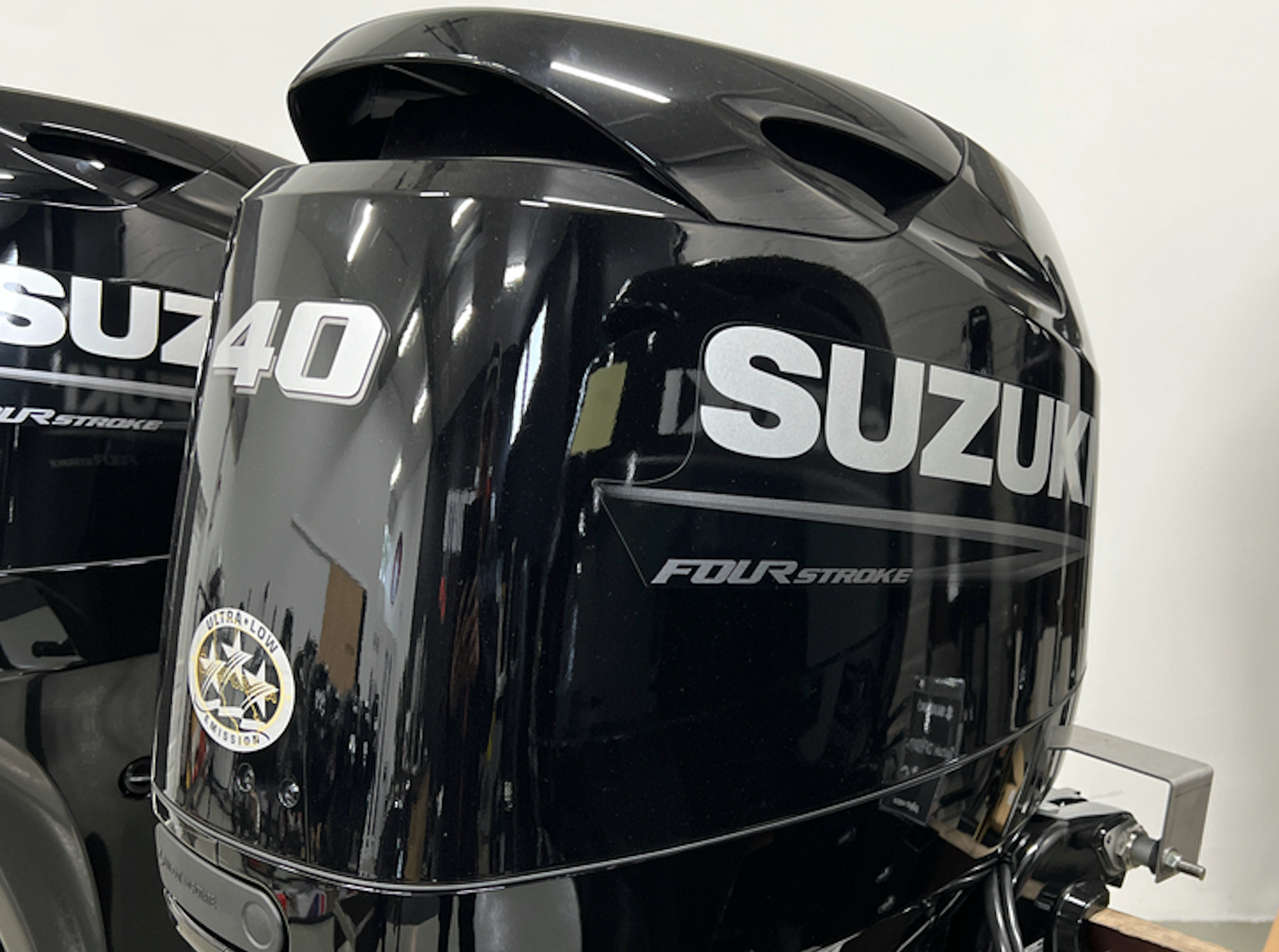 Suzuki DF40 ATL 40 HP Electric Start Long Shaft Outboard Motor