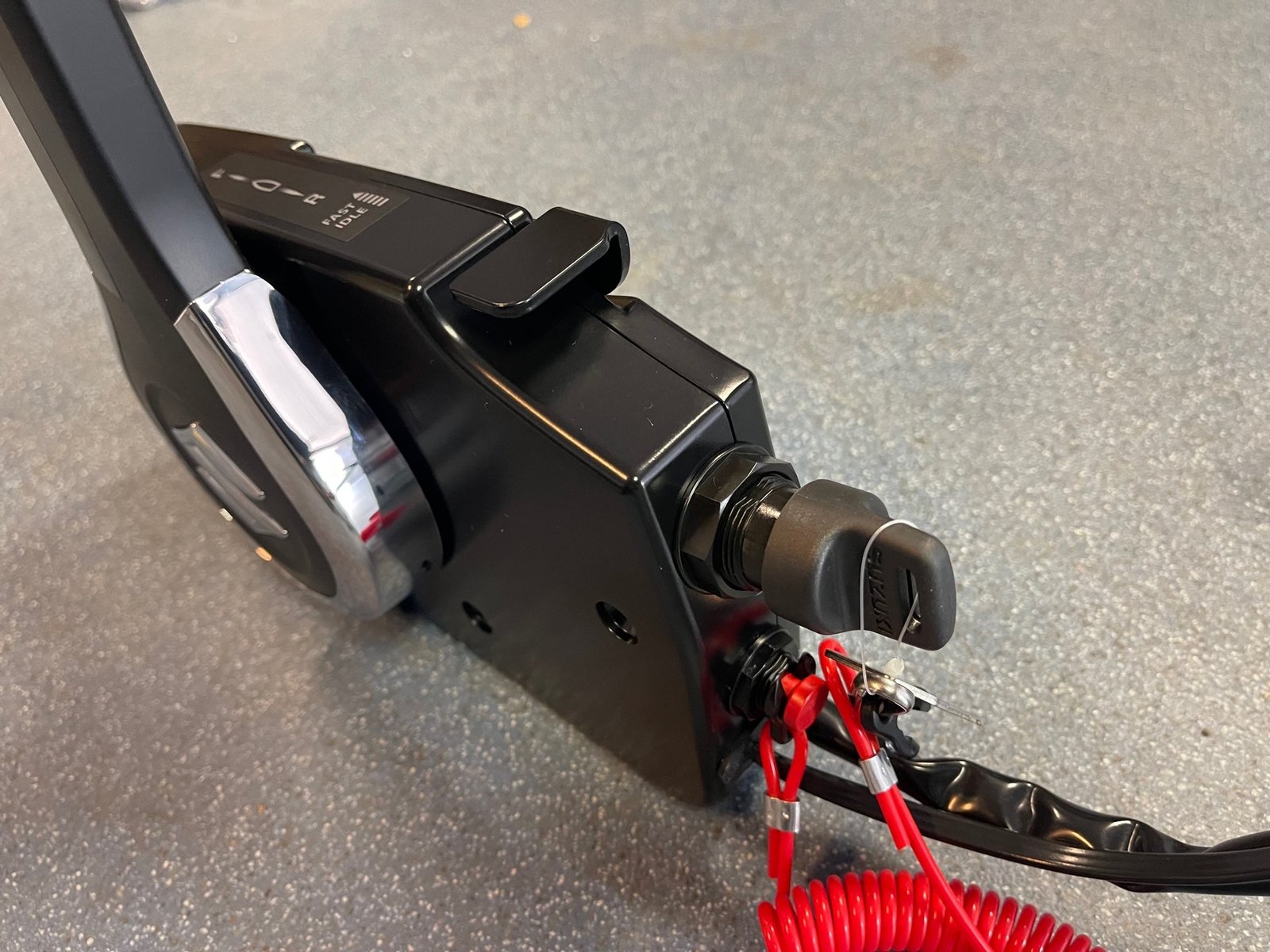 Suzuki Remote Control with Trim