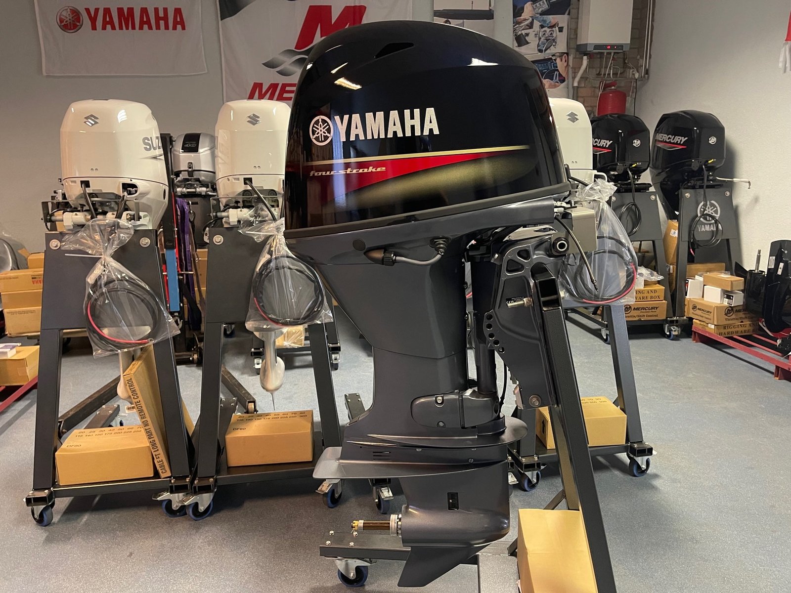 Yamaha F70 BETL 70hp 4-Cylinder Outboard Motor Long Shaft Black