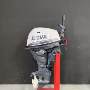 Selva/Yamaha 25 HP EFI outboard engine