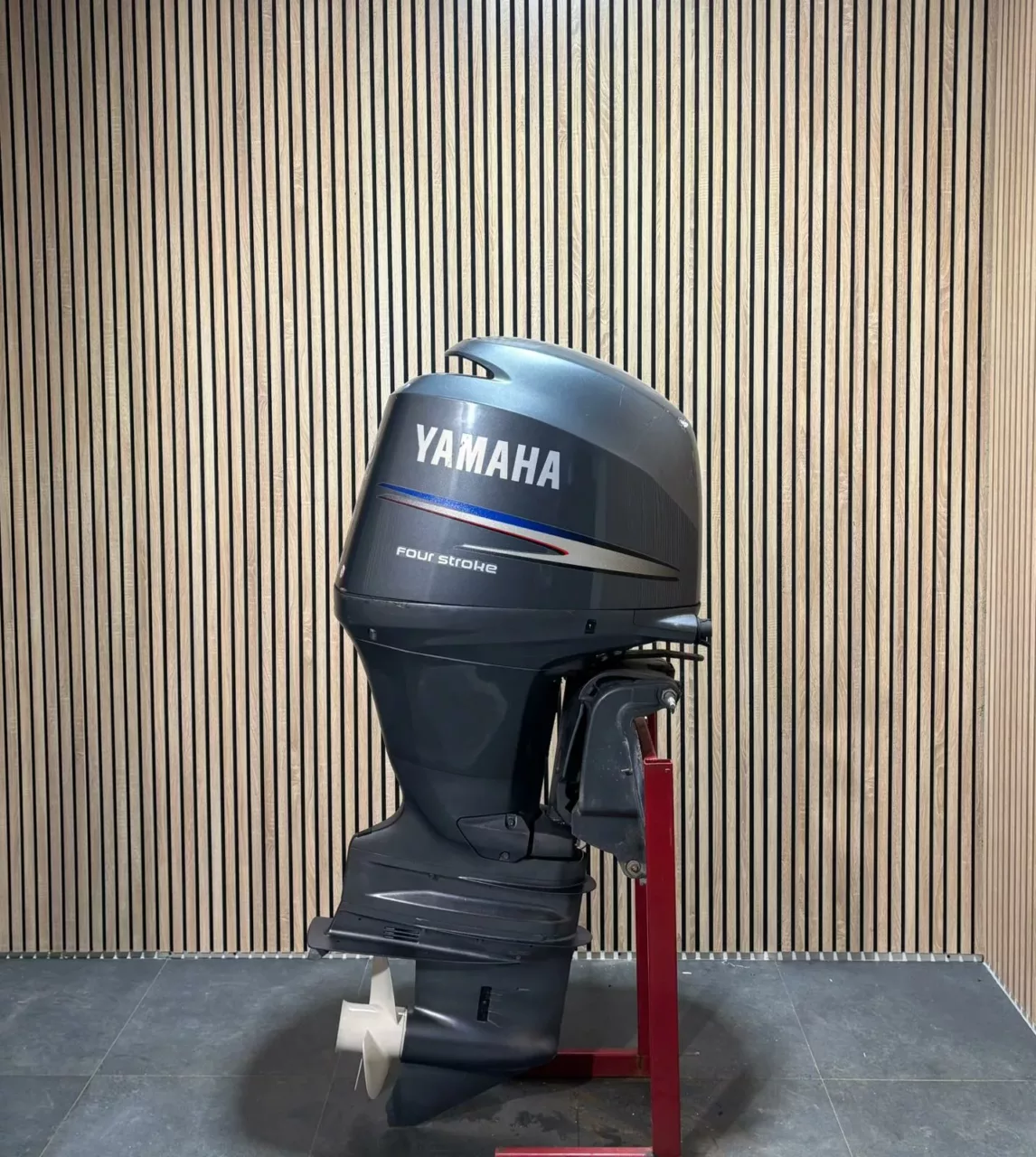 Selva/Yamaha 150 HP EFI outboard engine