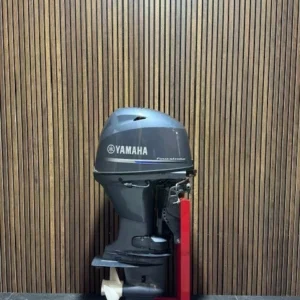 Selva/Yamaha 70 HP XSR EFI outboard engine